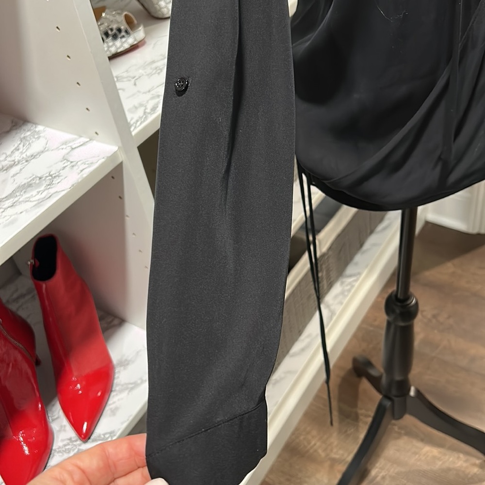 Haute Hippie Black Silk blouse - Picture 2 of 5